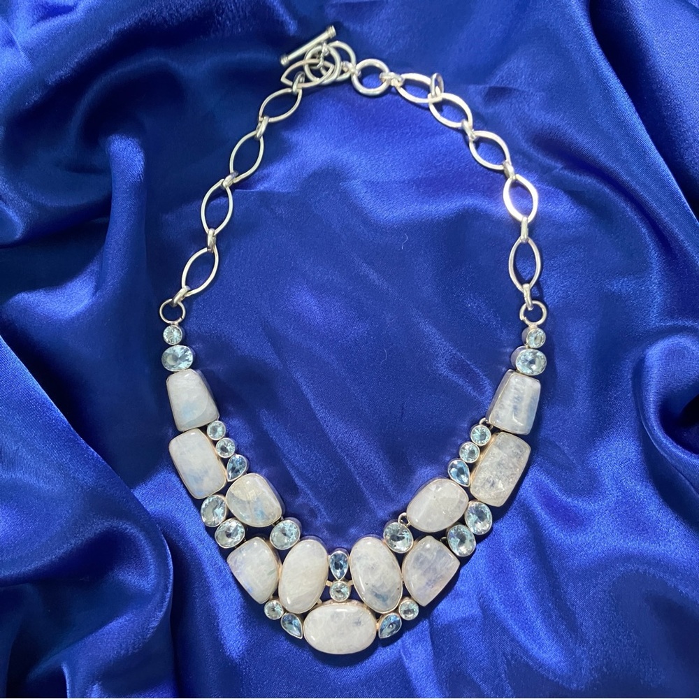 Stunning 925 Silver Rainbow Moonstone Blue Topaz Gem Romantic Necklace